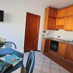 Attico Sophia Vista Castello Vakantiehuis *